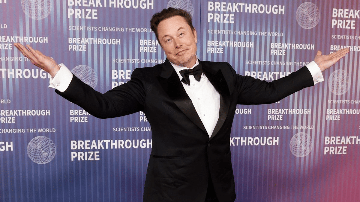 Elon Musk attacca Nolan per il casting di Odissea Elon Musk attacca Nolan per il casting di Odissea