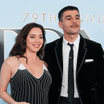 Aubrey plaza e christopher abbott debuttano ai tony 2026