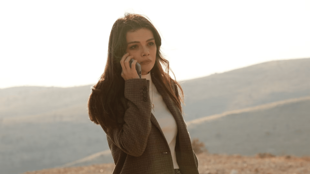Far away anticipazioni 18 giugno: Alya dice no a Cihan