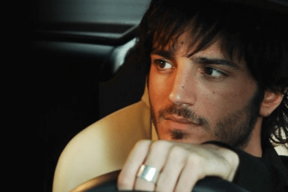 Nicolas Vaporidis celebra Notte prima degli esami a Londra