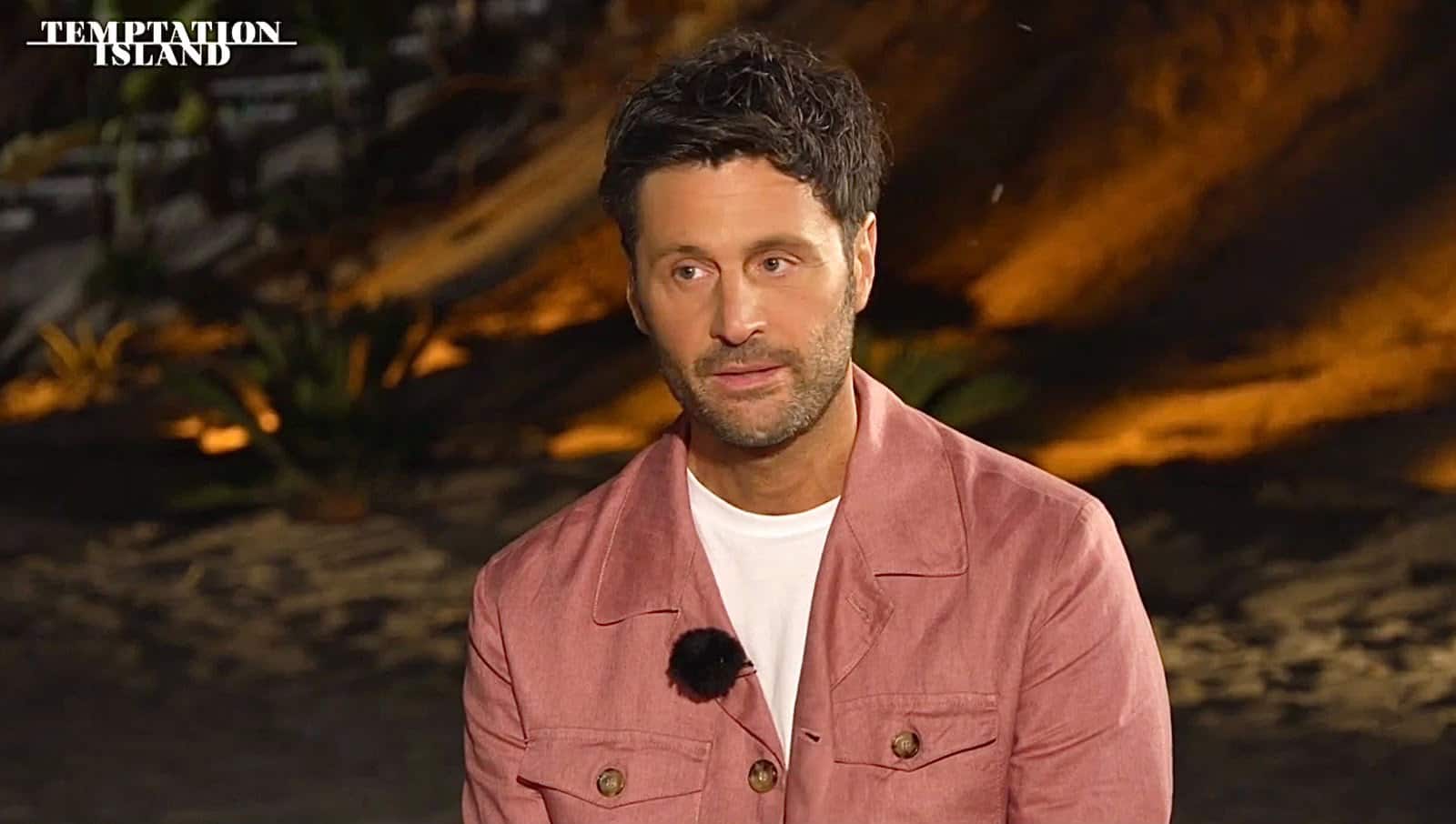 Temptation island 2026, il telefono di giada cambia il falò