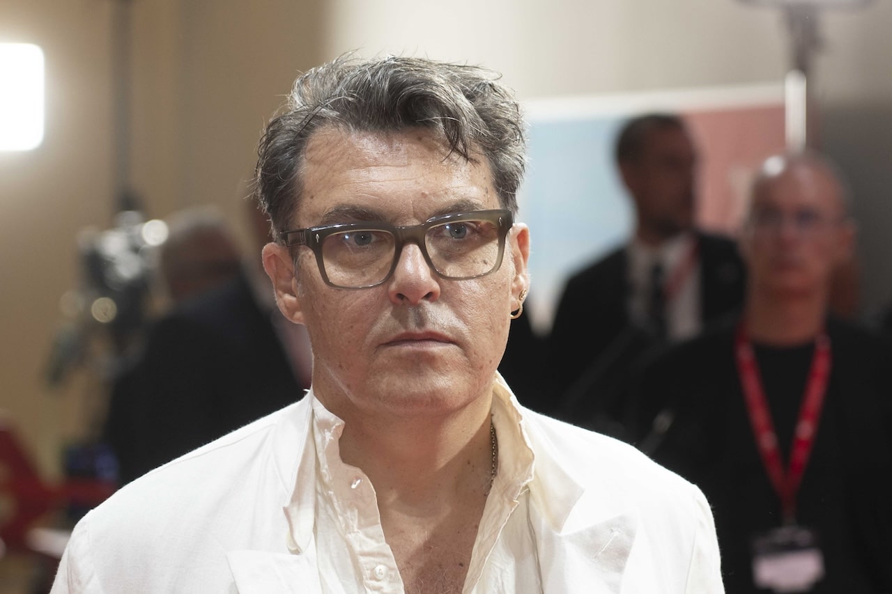 Joe wright porta al cinema juice, distopia climatica di tim winton