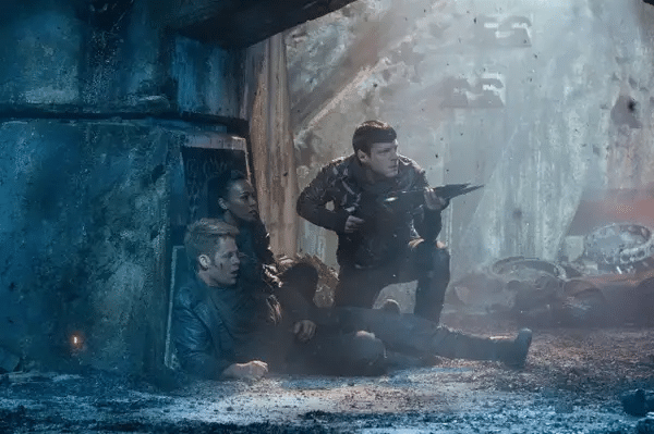 Star Trek Into Darkness, finale spiegato: Kirk muore? Certo. Te lo riscrivo in formato normale, con titoli, paragrafi, neretti e link già pronti da copiare direttamente in Gutenberg.