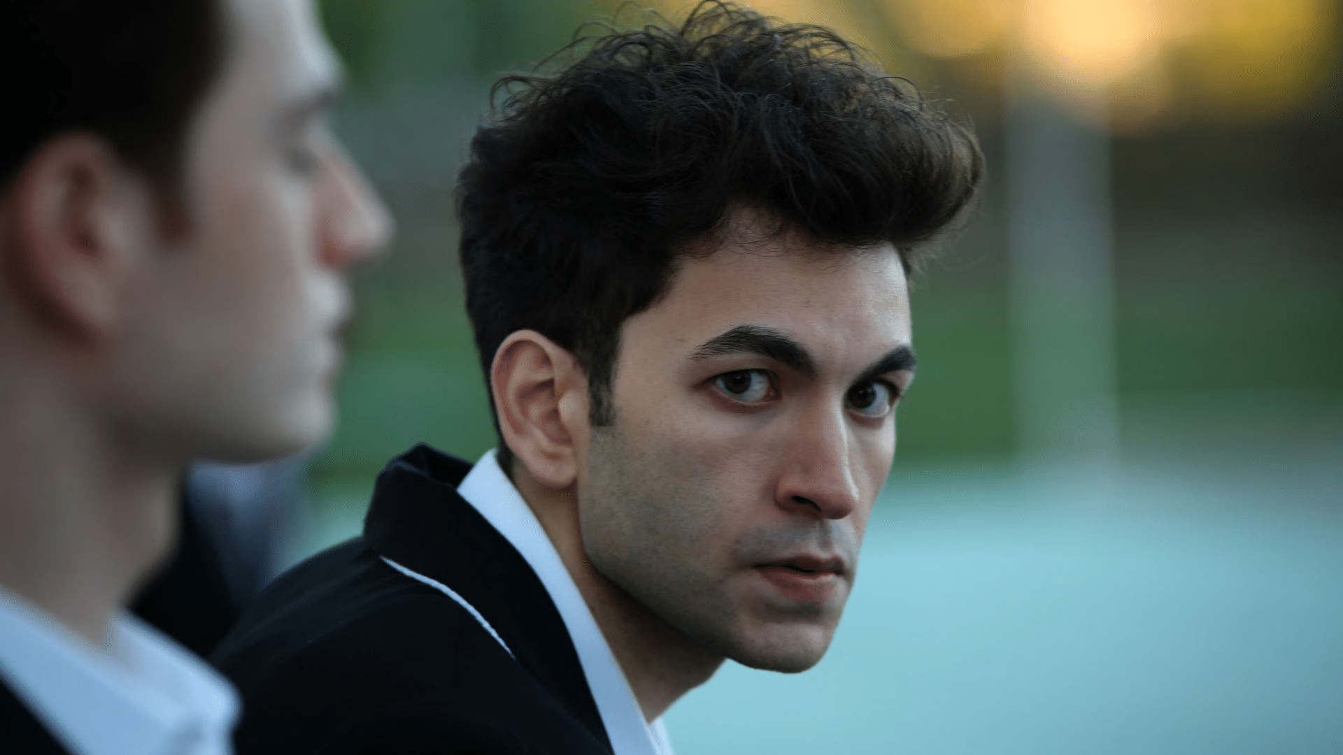 Tutto per la mia famiglia, anticipazioni 1° agosto: ömer spara a orhan durante la recita