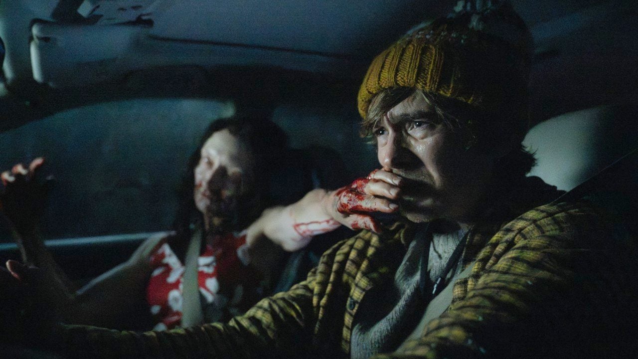 Austin abrams nei panni di bryan nel film resident evil 2026 diretto da zach cregger