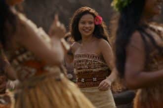 Catherine Laga'aia e Dwayne Johnson in Oceania live action, primo al box office italiano