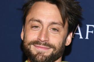 Concept art di Clay, nuovo film Walt Disney Animation Studios con Kieran Culkin come voce di Flip