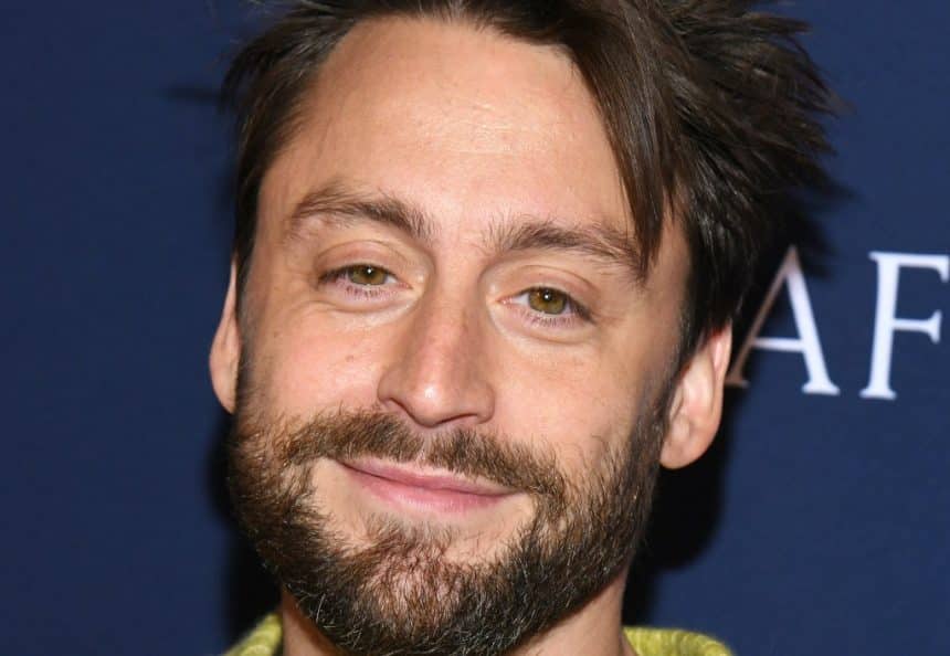 Concept art di Clay, nuovo film Walt Disney Animation Studios con Kieran Culkin come voce di Flip