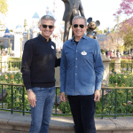 Bob iger diventa disney legend e benedice l’era d’amaro