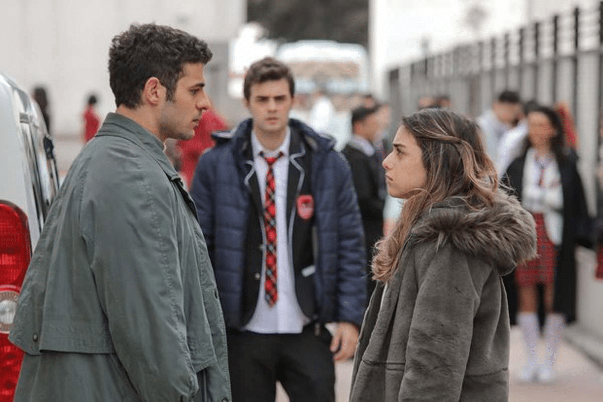 Una scena della seconda stagione di tutto per la mia famiglia