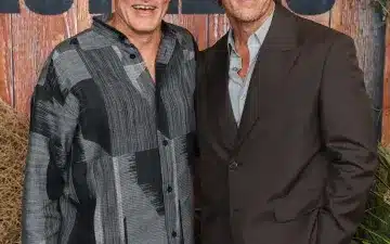 Brothers, recensione: mcconaughey e harrelson valgono più delle gag
