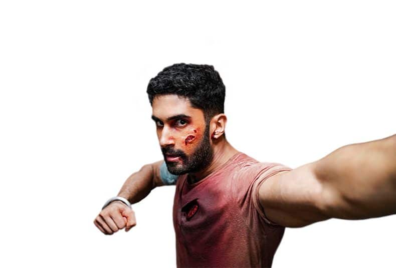 Raghav juyal nei panni di fani nel film kill