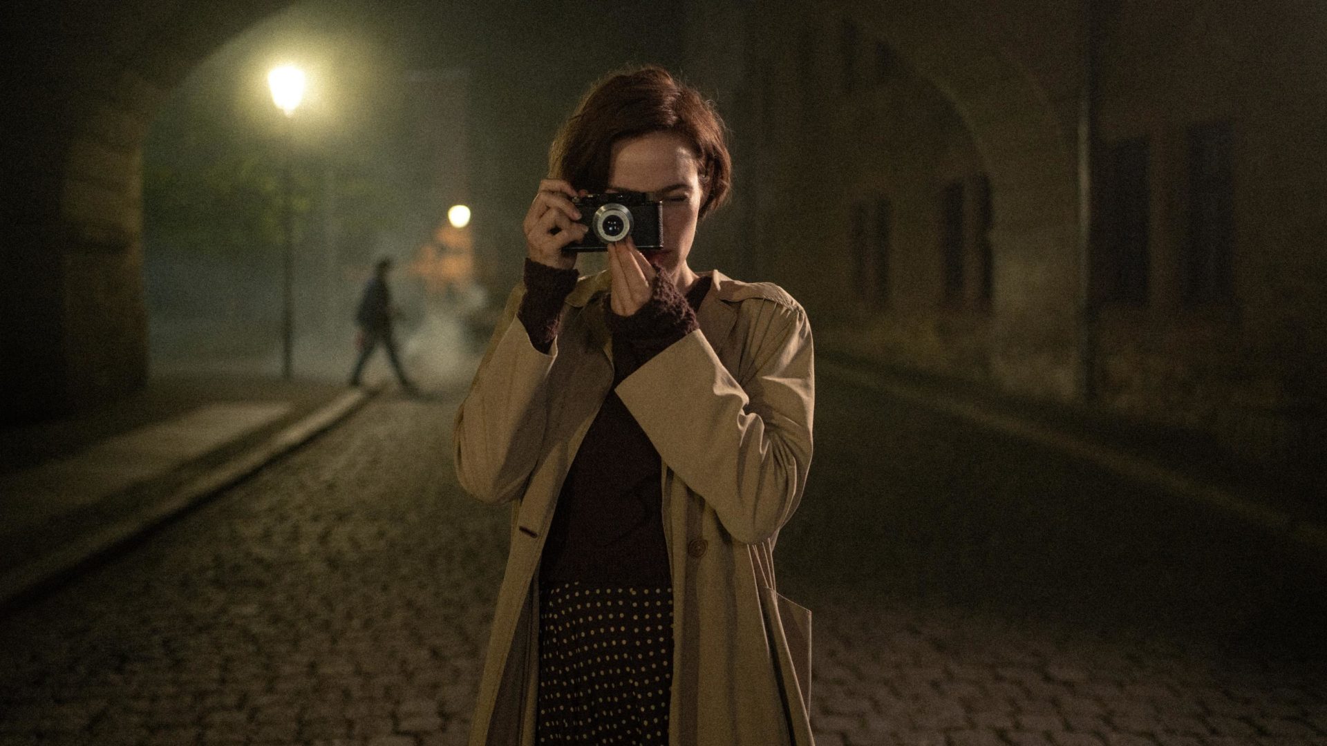 Emilia schüle nei panni di gerda taro in la ragazza con la leica