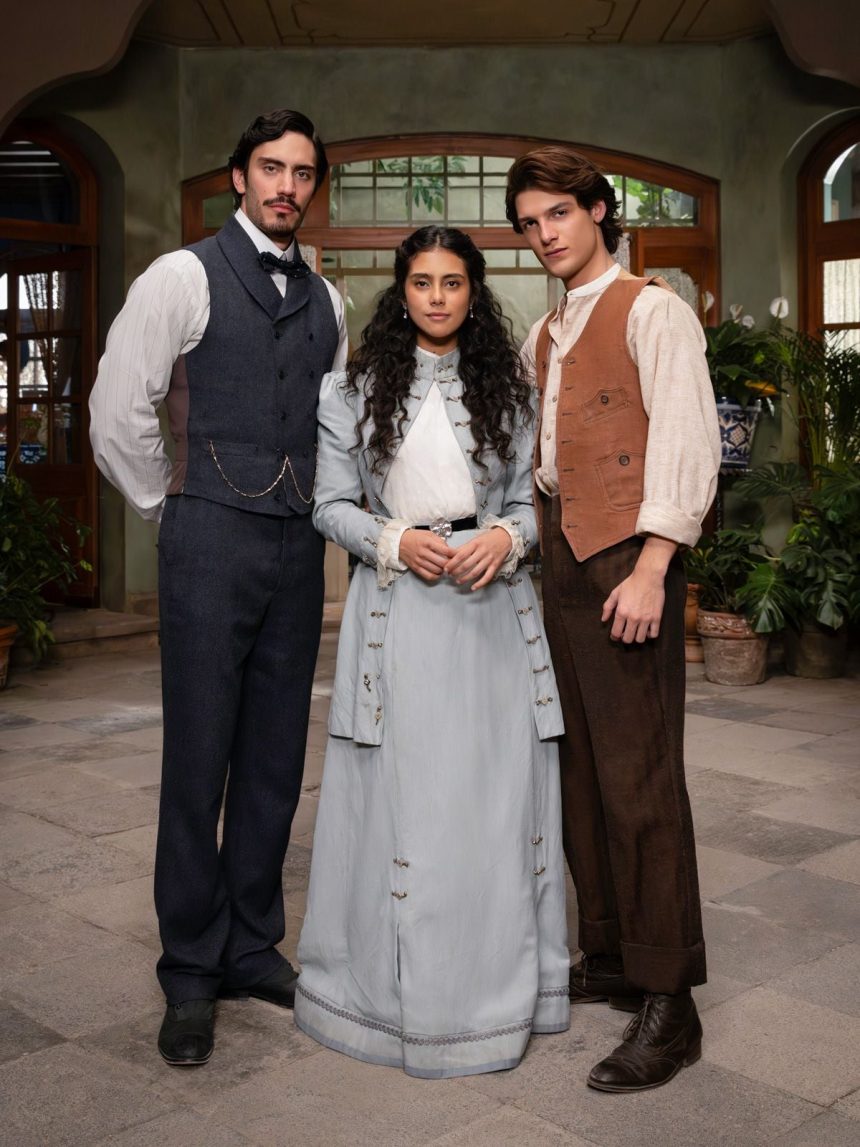 Emilia Sauri tra Daniel Cuenca e Antonio Zavalza in Male d’amore