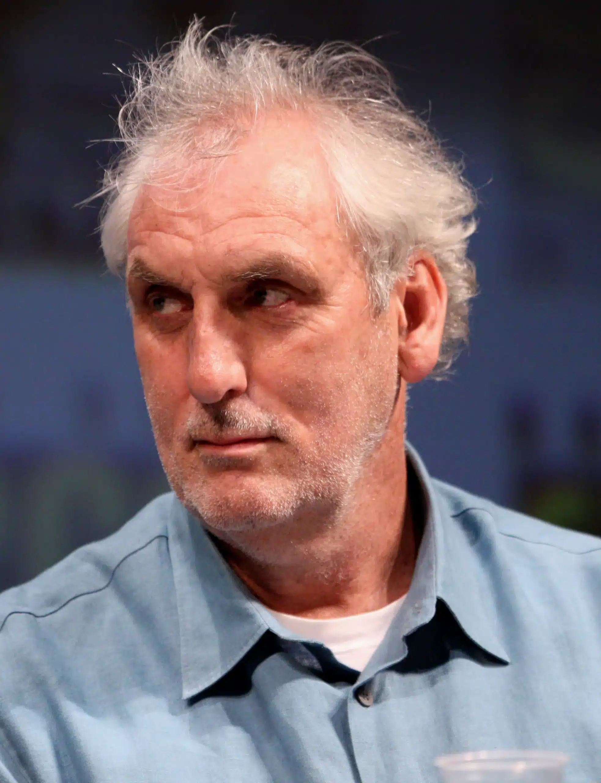 Phillip noyce, regista di corsa contro il tempo