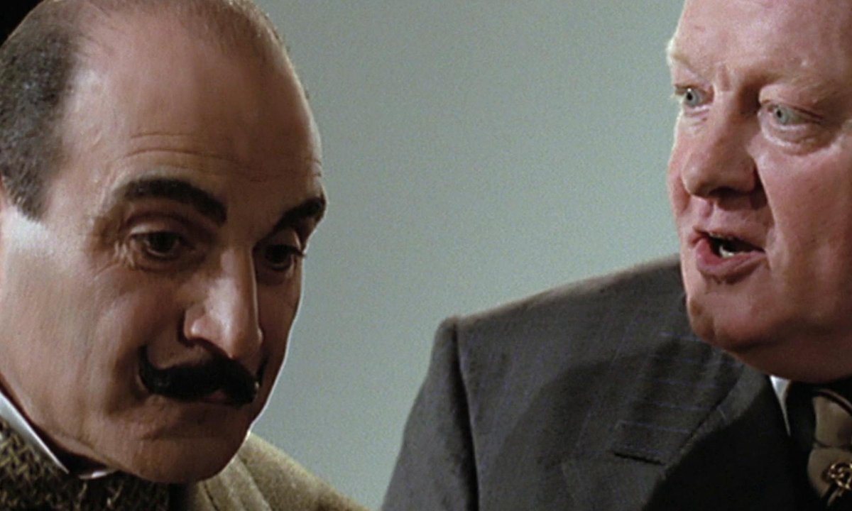 Poirot, l'assassinio di roger ackroyd con il dottor sheppard