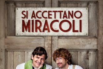 Si accettano miracoli, poster del film con alessandro siani e fabio de luigi