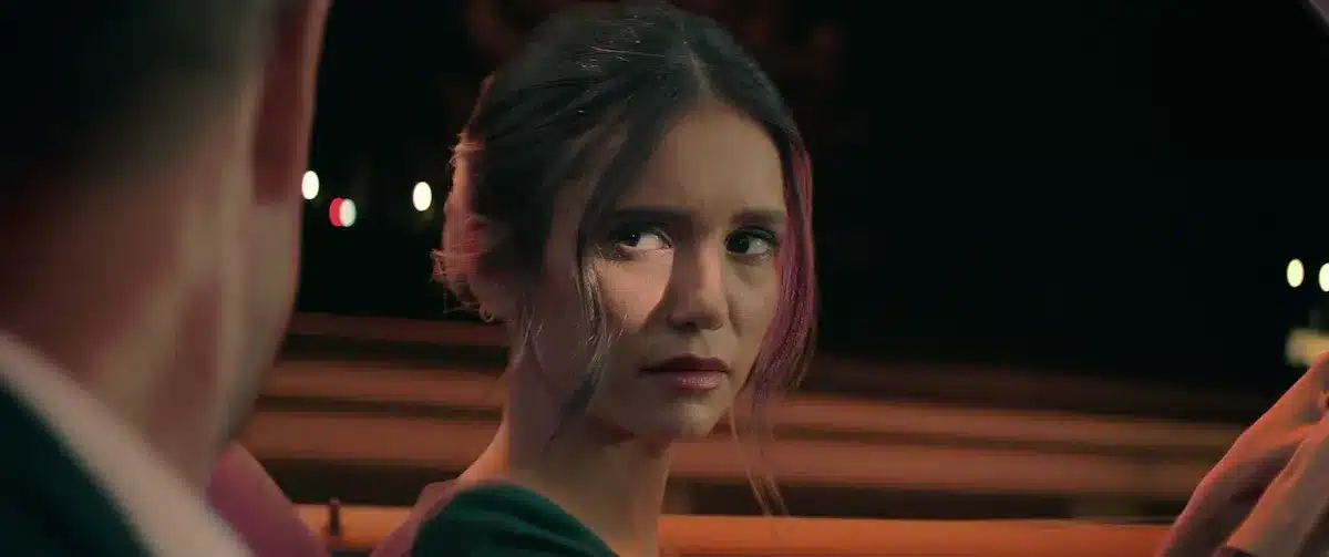 Nina dobrev interpreta kate in the bricklayer