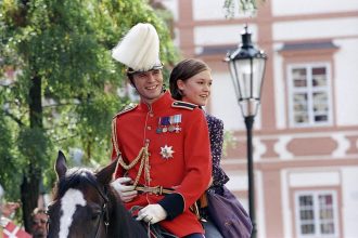 Julia stiles e luke mably in un principe tutto mio