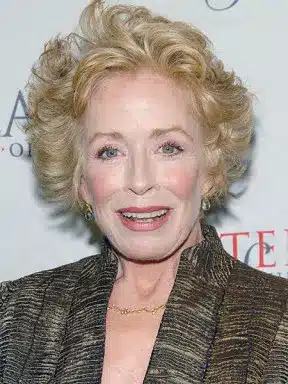 Holland taylor, interprete di evelyn harper in due uomini e mezzo