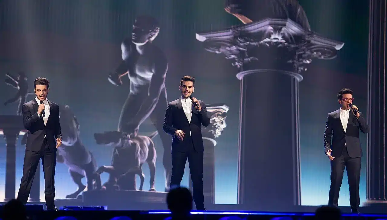 Il volo durante una esibizione pubblica, foto di archivio del 2015