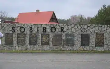 Fuga da sobibor è una storia vera? La rivolta del 1943 e il film