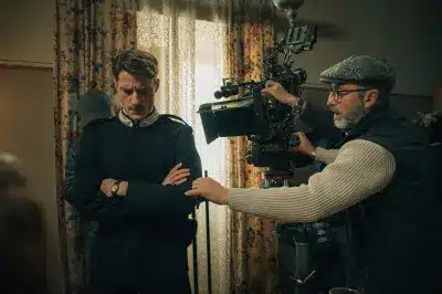 Una finestra vista lago: dove è stata girata la fiction rai? Antonio folletto e marco pontecorvo durante le riprese di una finestra vista lago